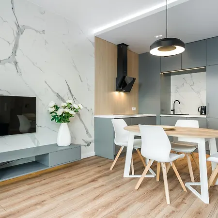 Sunny Garden Warta View شقة