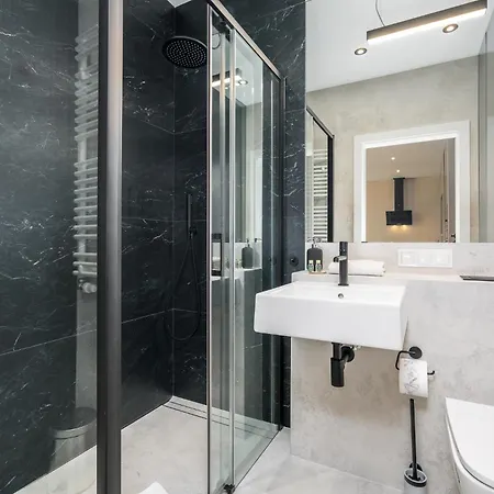 Sunny Garden Warta View